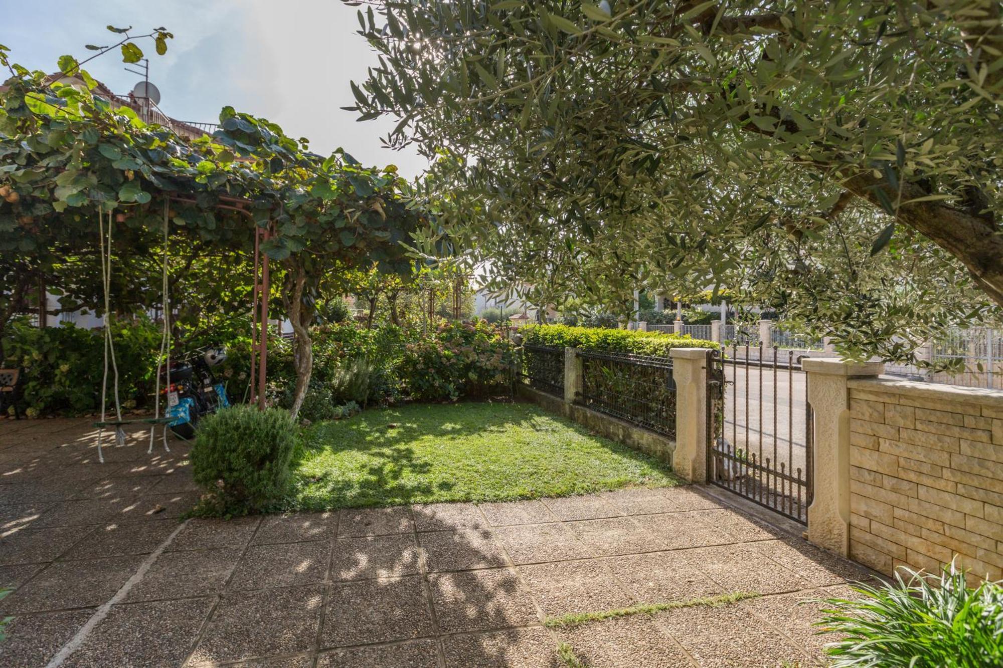 Trbovic Apartments Peaceful Stay With Free Parking, Pet-Friendly, And Bike Storage In Umag Exterior foto